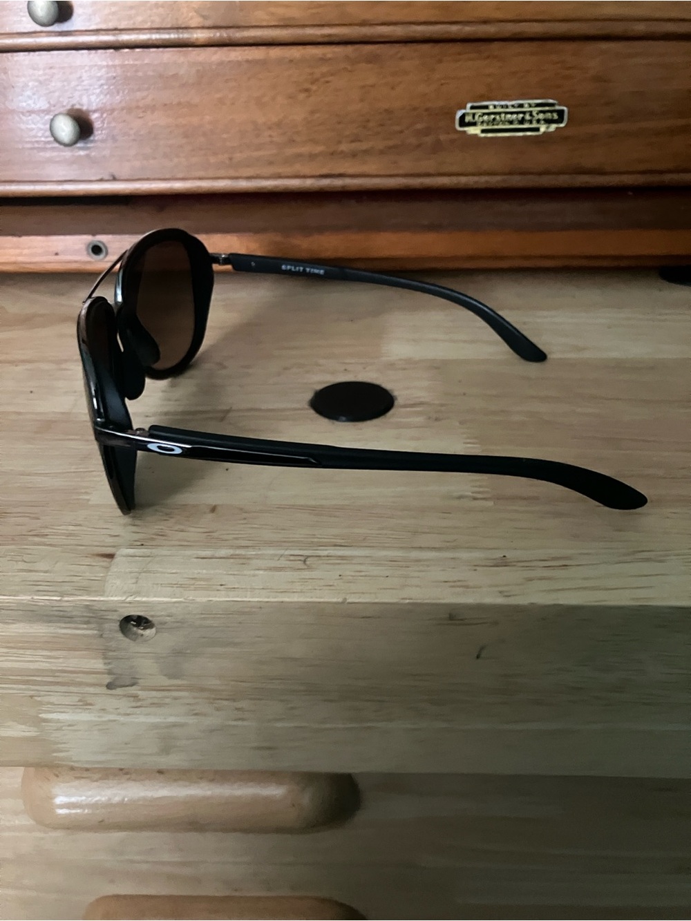 Oakley Women's Black Frame Sunglasses - Picture 5 of 8